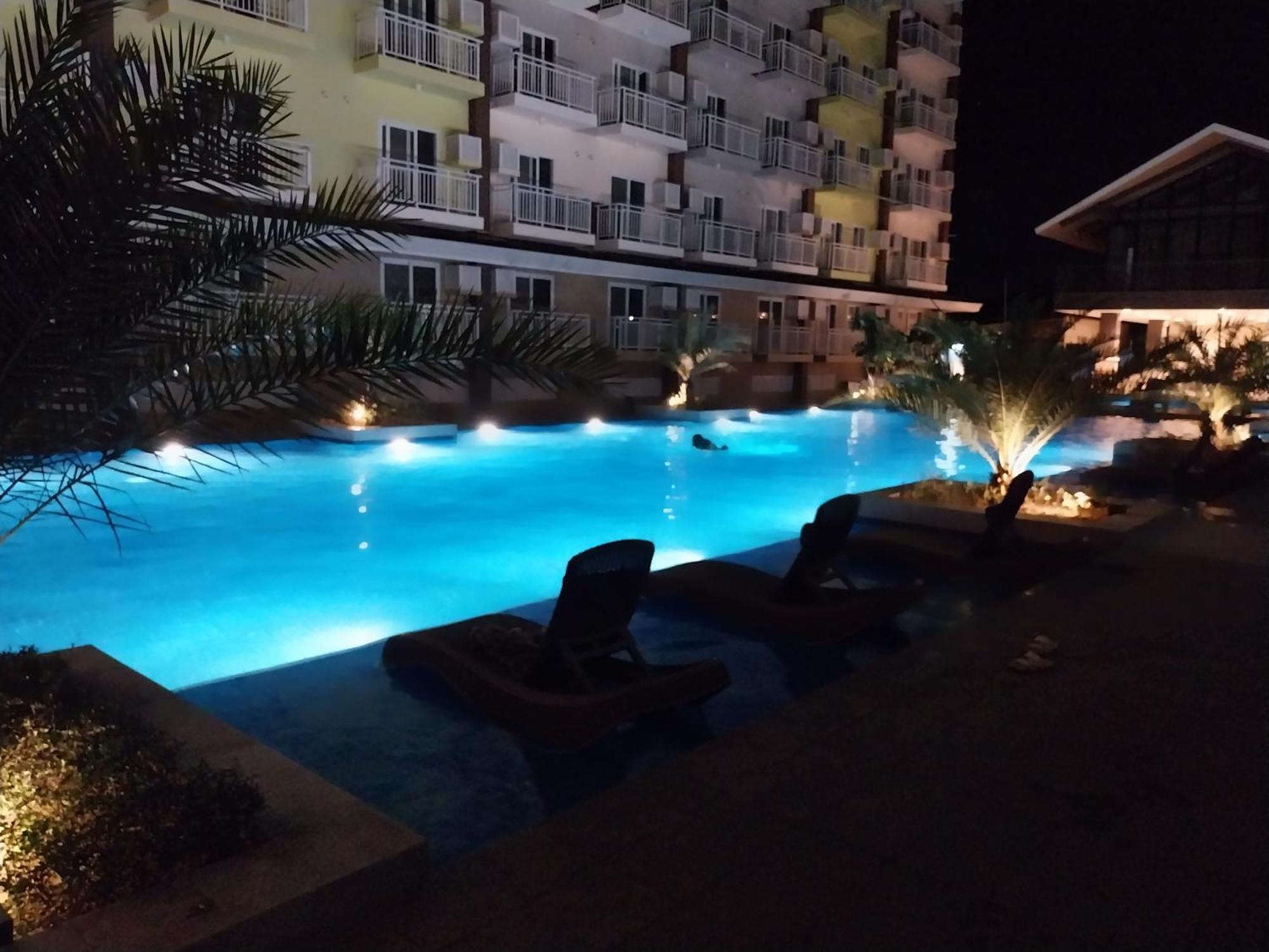 Stay And Fly At Amani Grand Resort Residences Lapu-Lapu City Eksteriør billede